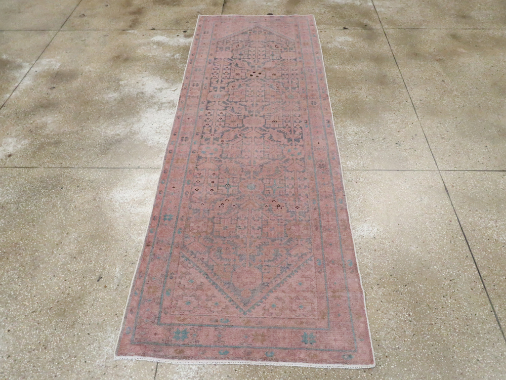 Antique Malayer Runner, No.21504 - Galerie Shabab