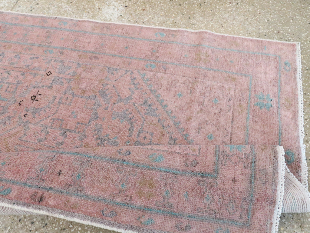 Antique Malayer Runner, No.21504 - Galerie Shabab