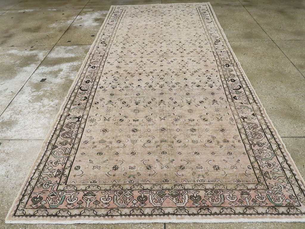 Antique Malayer Gallery Carpet, No.21505 - Galerie Shabab