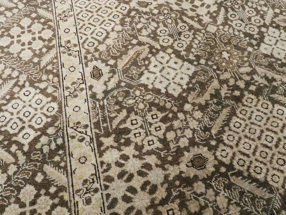 Antique Tabriz Carpet, No.21506 - Galerie Shabab