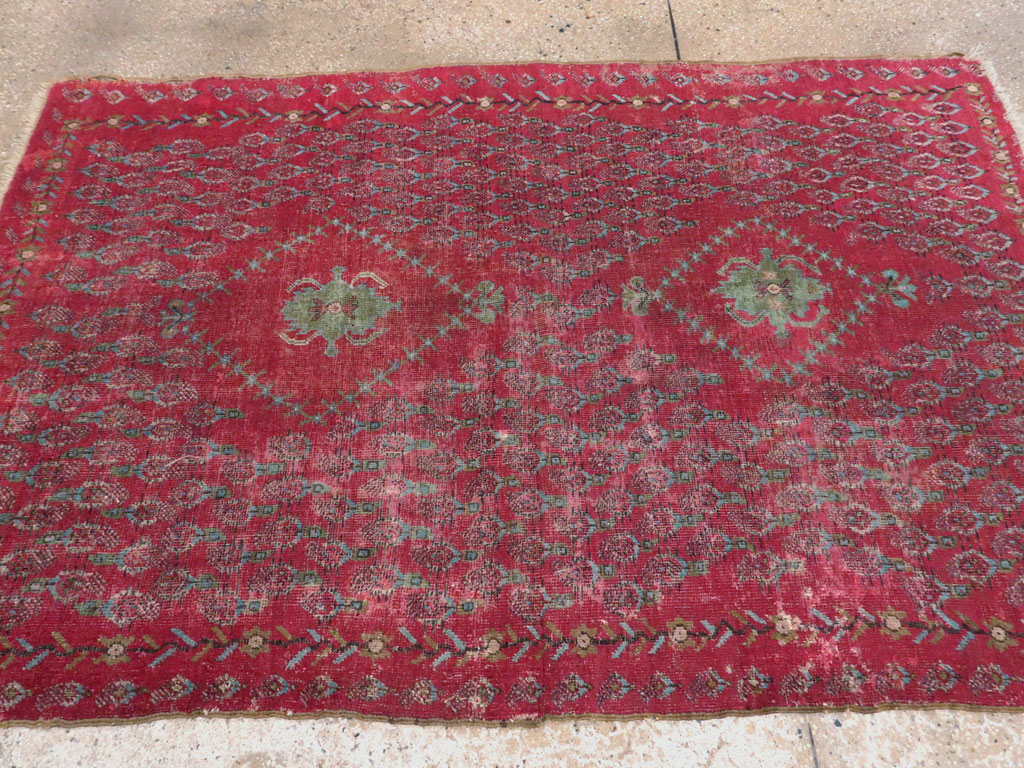 Antique Ghiordes Distressed Rug, No.21510 - Galerie Shabab