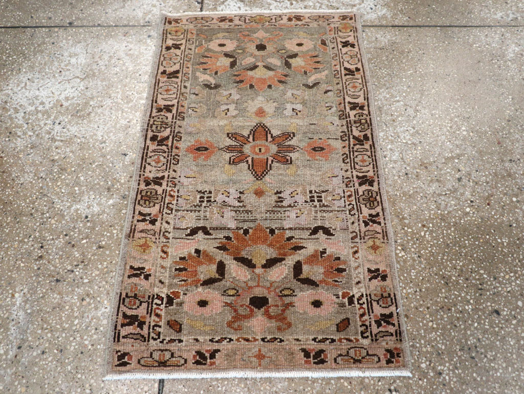 Antique Persian Kurdish Rug, No.21515 - Galerie Shabab