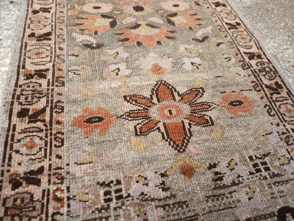 Antique Persian Kurdish Rug, No.21515 - Galerie Shabab