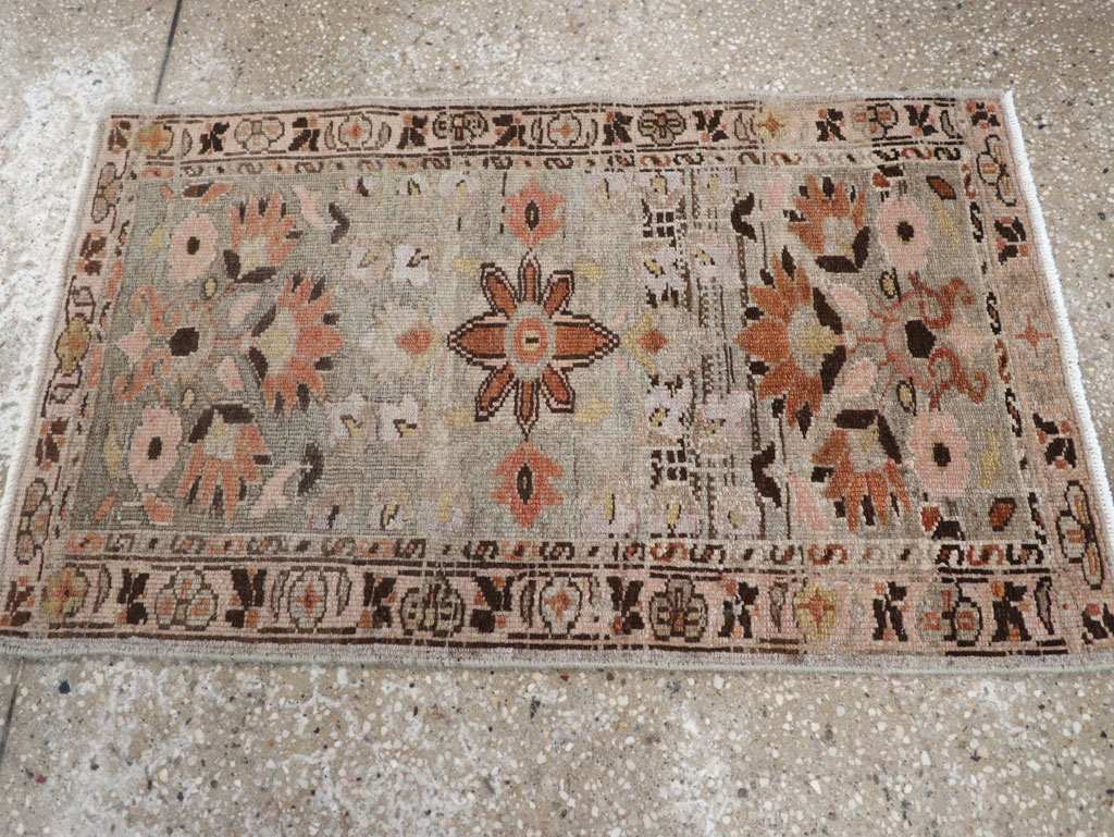 Antique Persian Kurdish Rug, No.21515 - Galerie Shabab