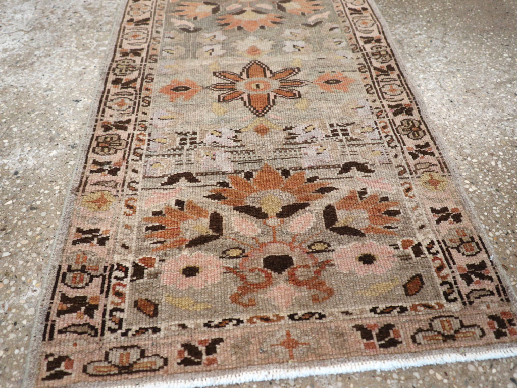 Antique Persian Kurdish Rug, No.21515 - Galerie Shabab