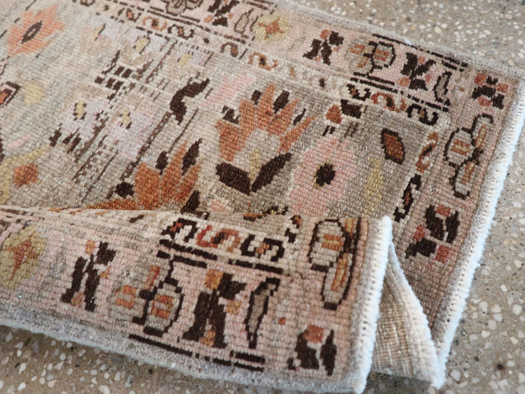 Antique Persian Kurdish Rug, No.21515 - Galerie Shabab