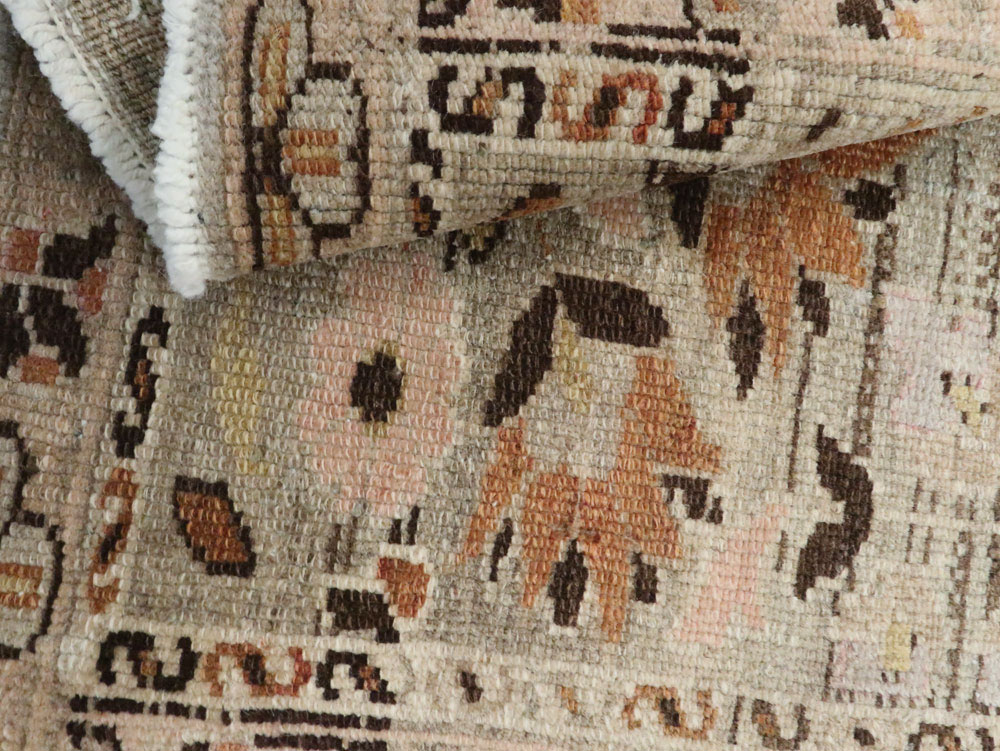 Antique Persian Kurdish Rug, No.21515 - Galerie Shabab