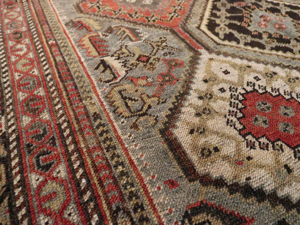 Antique Persian Afshar Rug, No.21517 - Galerie Shabab