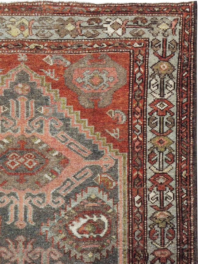 Antique Persian Malayer Throw Rug, No.21518 - Galerie Shabab