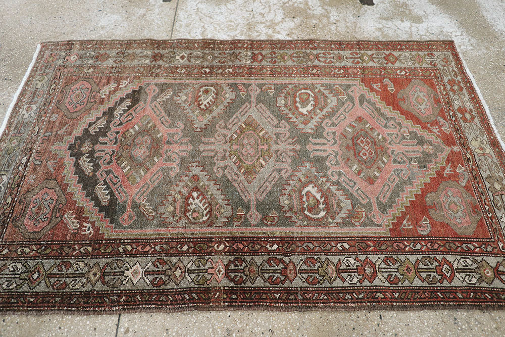 Antique Persian Malayer Throw Rug, No.21518 - Galerie Shabab