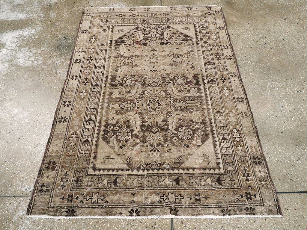 Antique Persian Malayer Rug, No.21525 - Galerie Shabab