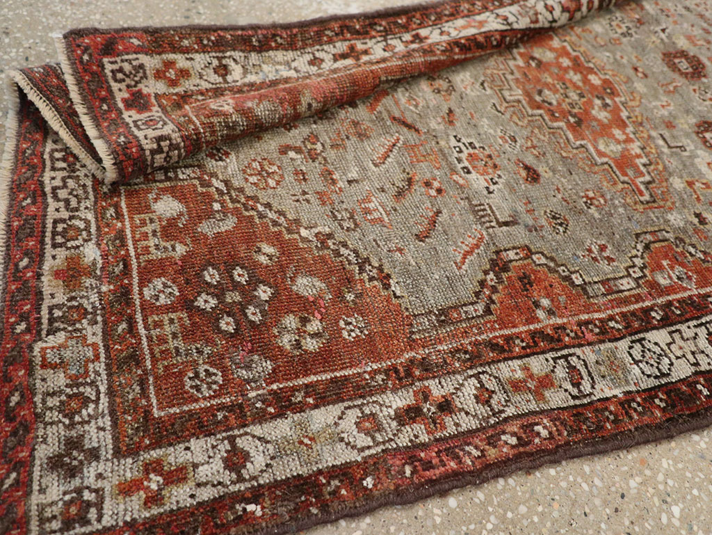 Antique Persian Khamseh Rug, No.21530 - Galerie Shabab