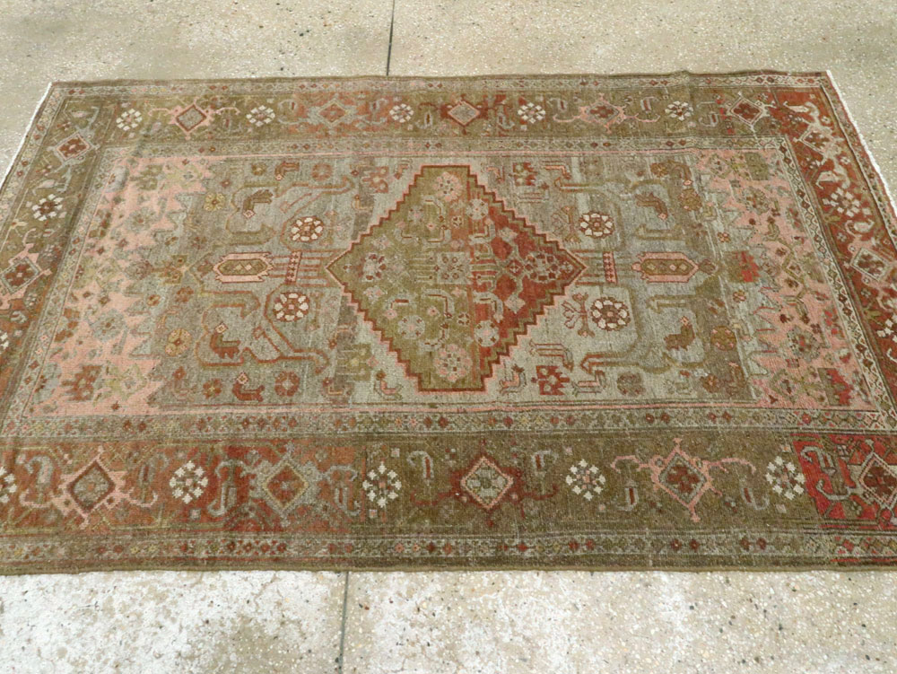 Antique Persian Kurdish Rug, No.21537 - Galerie Shabab