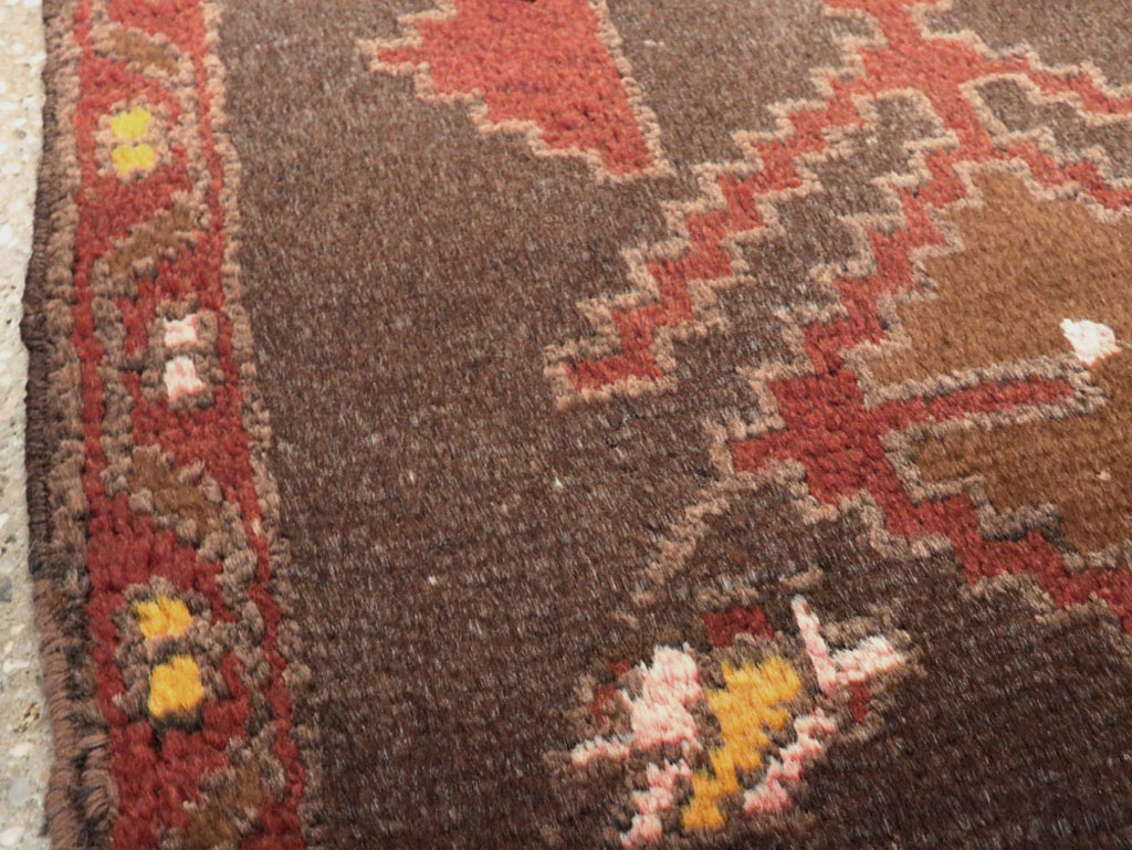 Vintage Turkish Oushak Rug, No.21544 - Galerie Shabab