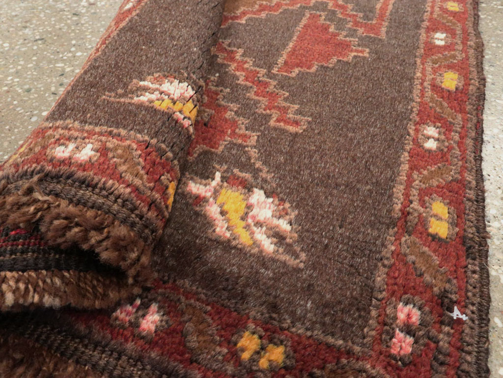 Vintage Turkish Oushak Rug, No.21544 - Galerie Shabab