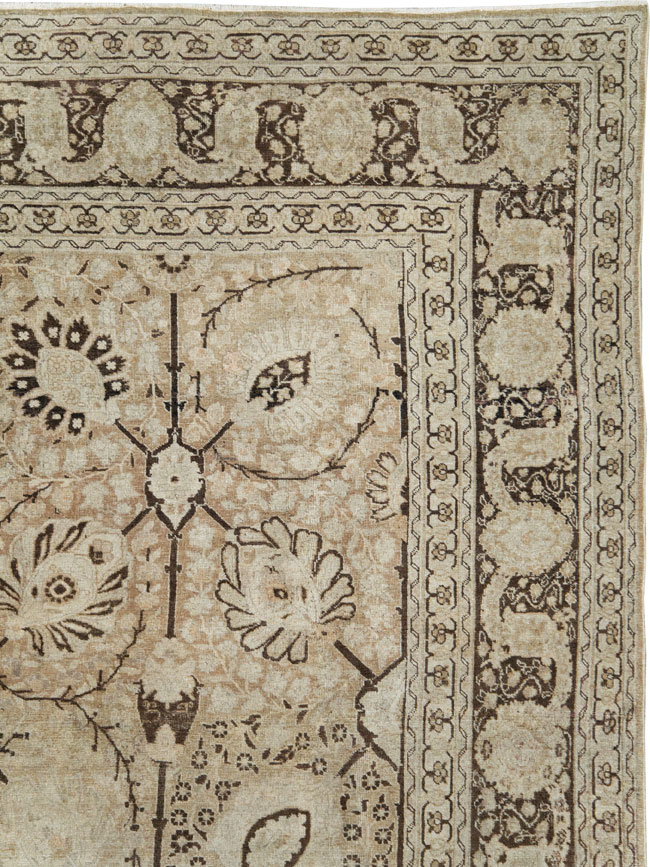 Antique Persian Tabriz Carpet, No.21553 - Galerie Shabab