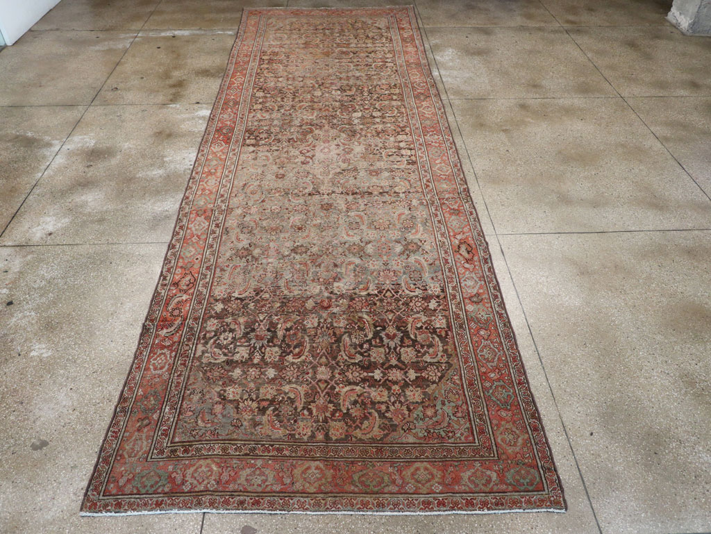 Vintage Persian Malayer Gallery Carpet, No.21562 - Galerie Shabab
