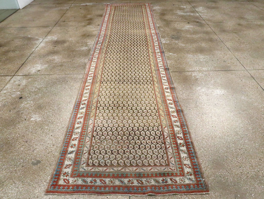 Antique Persian Northwest Runner, No.21571 - Galerie Shabab
