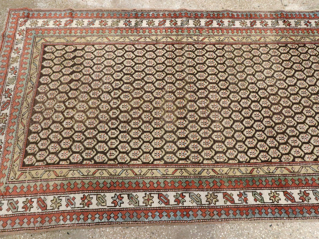 Antique Persian Northwest Runner, No.21571 - Galerie Shabab