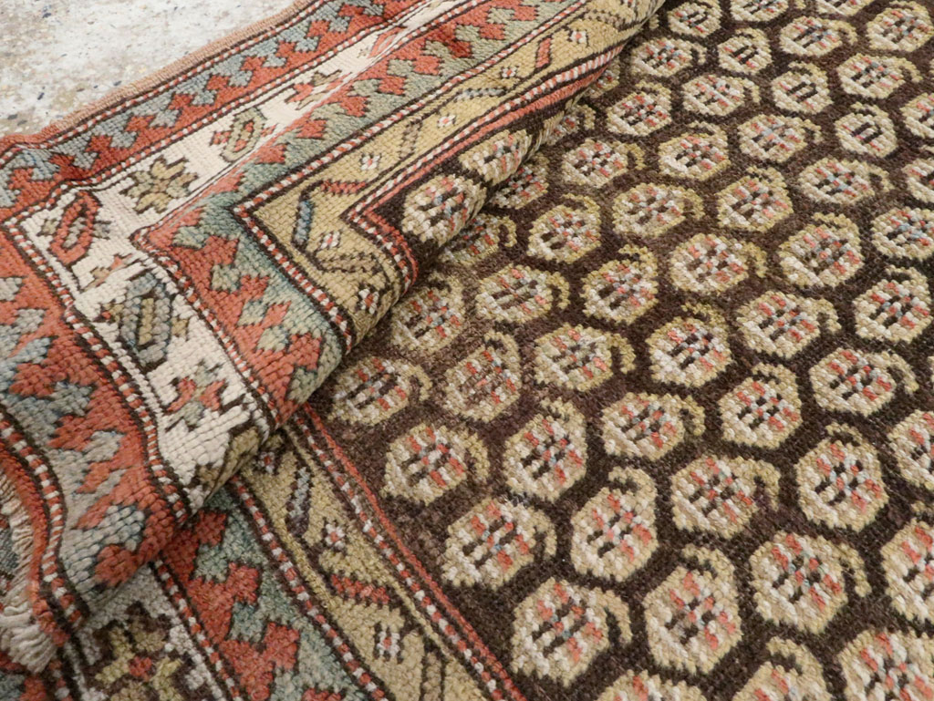 Antique Persian Northwest Runner, No.21571 - Galerie Shabab