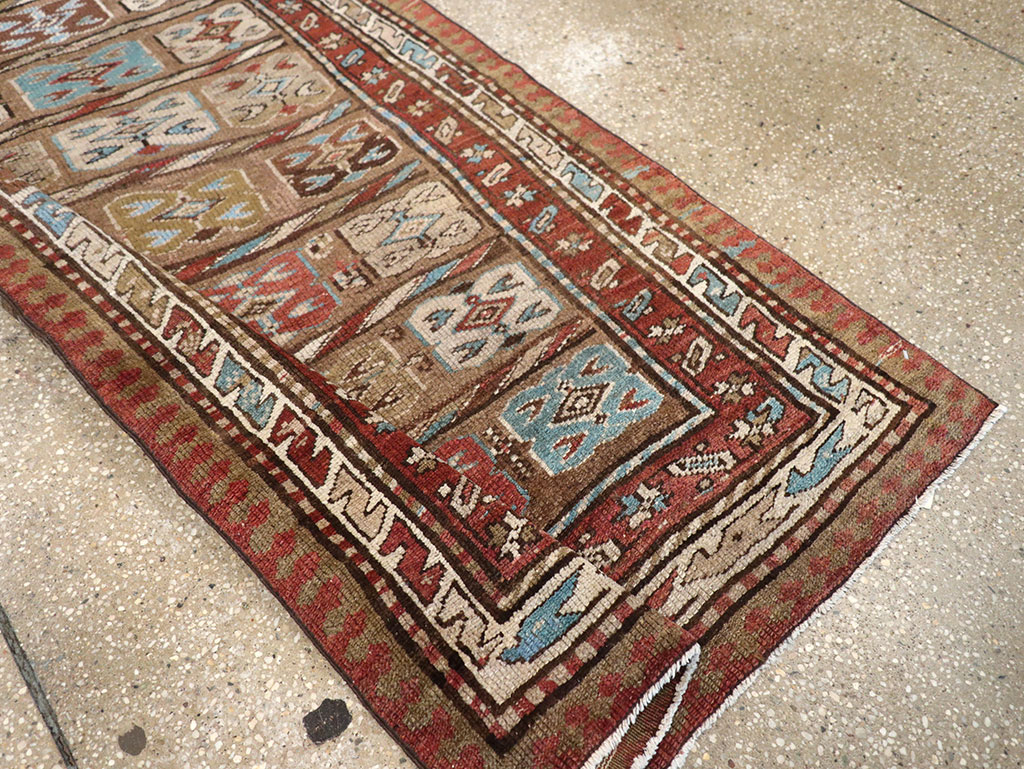 Antique Persian Kurdish Runner, No.21572 - Galerie Shabab