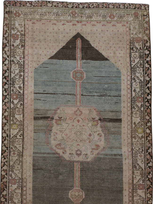 Antique Persian Malayer Runner, No.21575 - Galerie Shabab