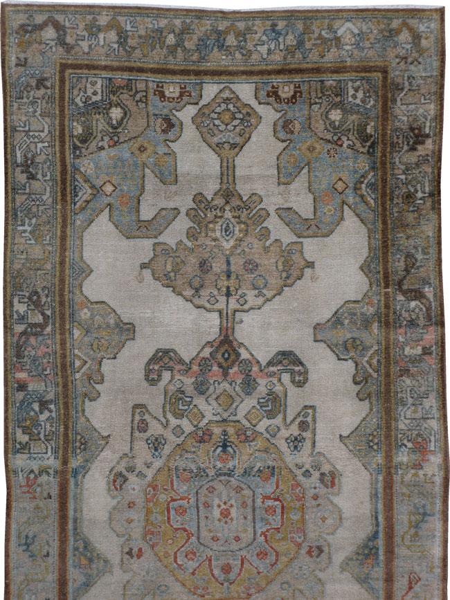 Antique Malayer Runner, No.21576 - Galerie Shabab