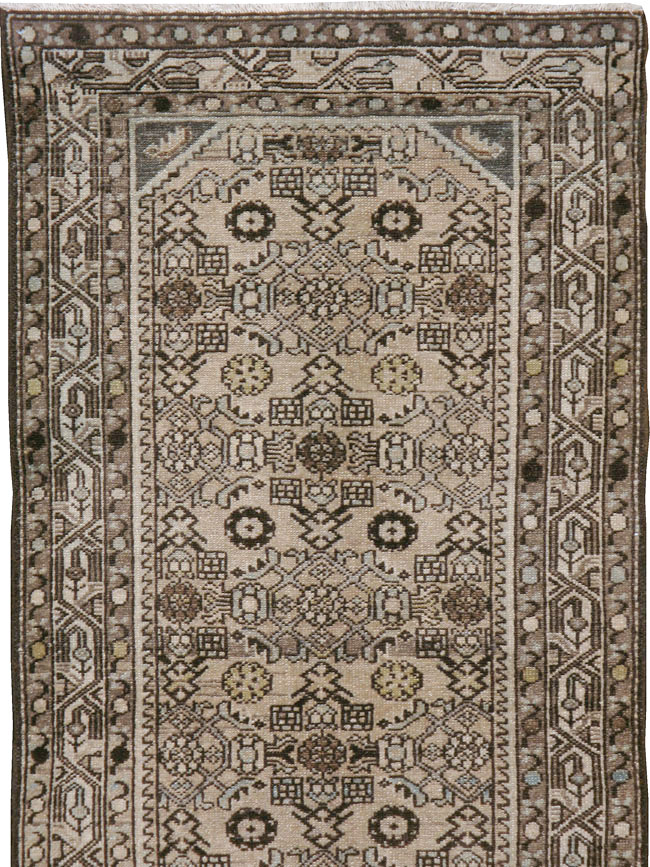 Vintage Persian Malayer Long Runner, No.21580 - Galerie Shabab