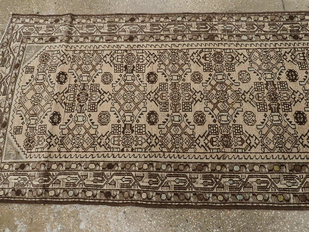 Vintage Persian Malayer Long Runner, No.21580 - Galerie Shabab