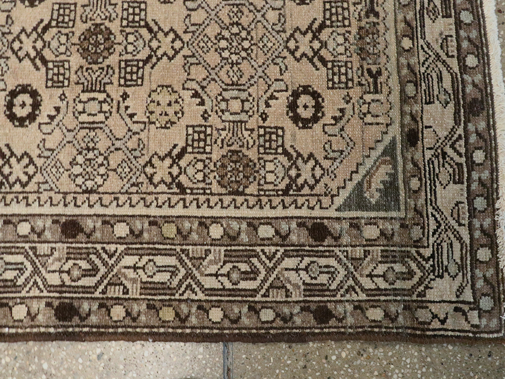 Vintage Persian Malayer Long Runner, No.21580 - Galerie Shabab
