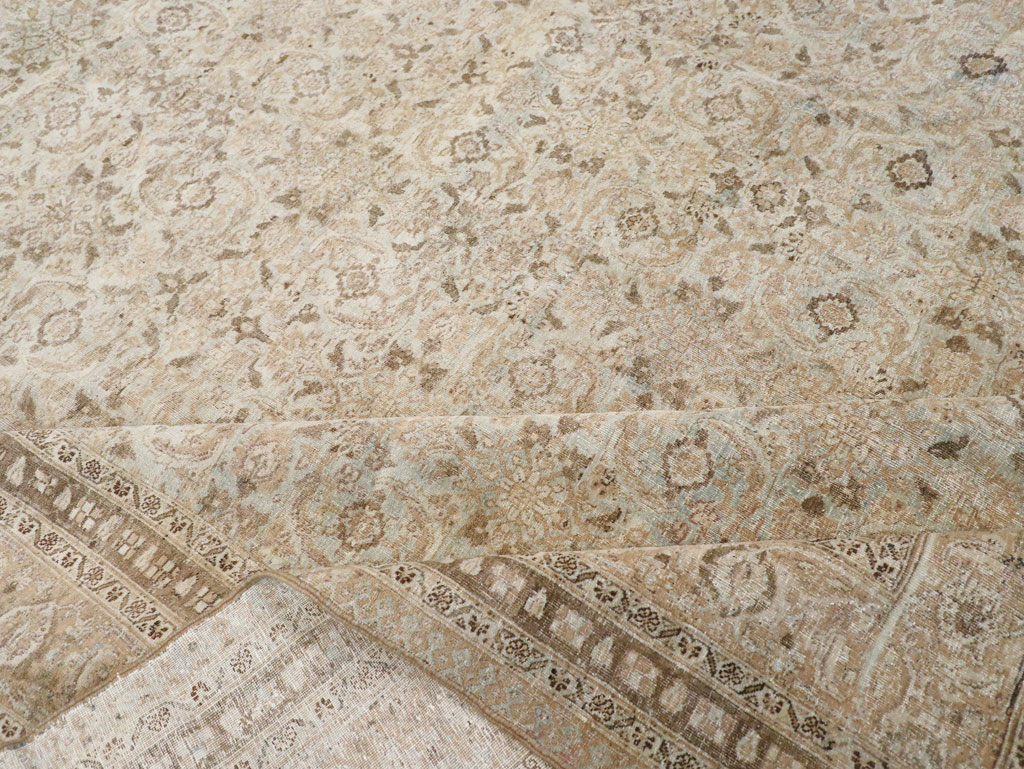 Antique Persian Tabriz Carpet, No.21582 - Galerie Shabab