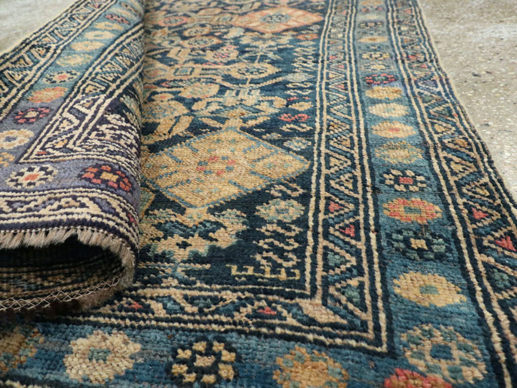 Antique Persian Kurdish Runner, No.21583 - Galerie Shabab