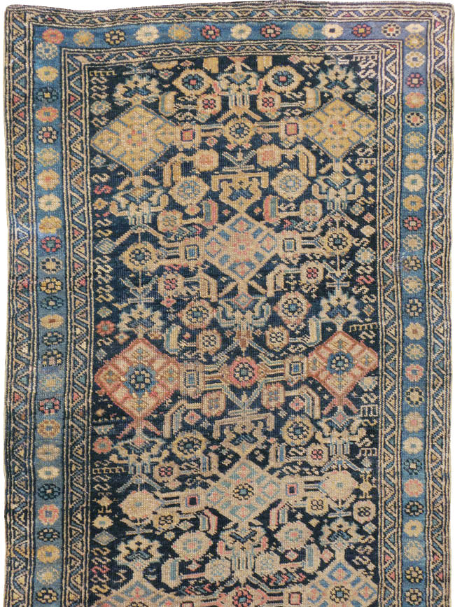 Antique Persian Kurdish Runner, No.21583 - Galerie Shabab
