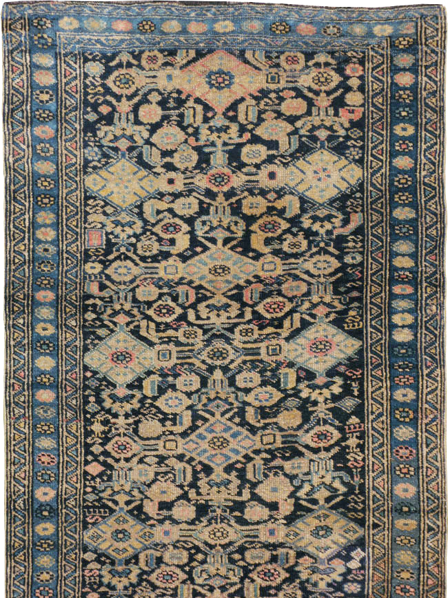 Antique Persian Kurdish Runner, No.21583 - Galerie Shabab