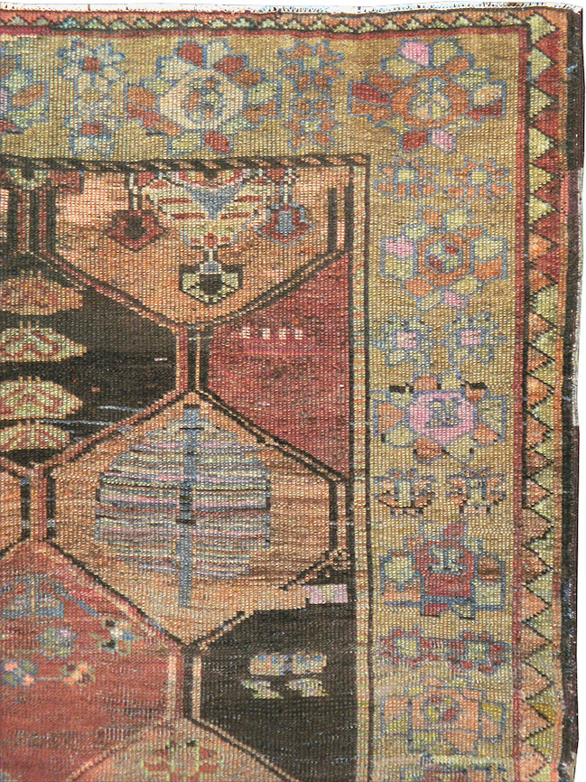 Antique Persian Kurdish Rug, No.21591 - Galerie Shabab