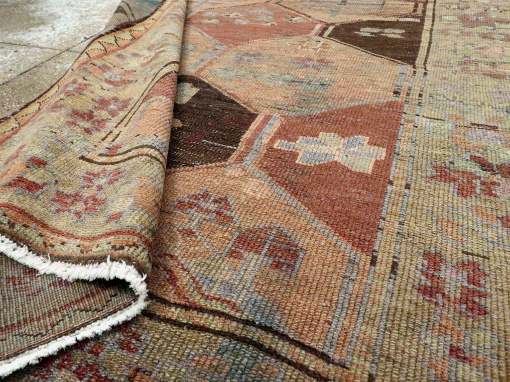 Antique Persian Kurdish Rug, No.21591 - Galerie Shabab