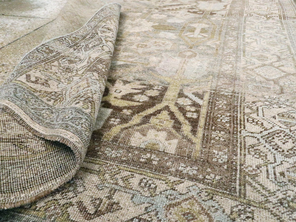 Antique Persian Bidjar Rug, No.21594 - Galerie Shabab