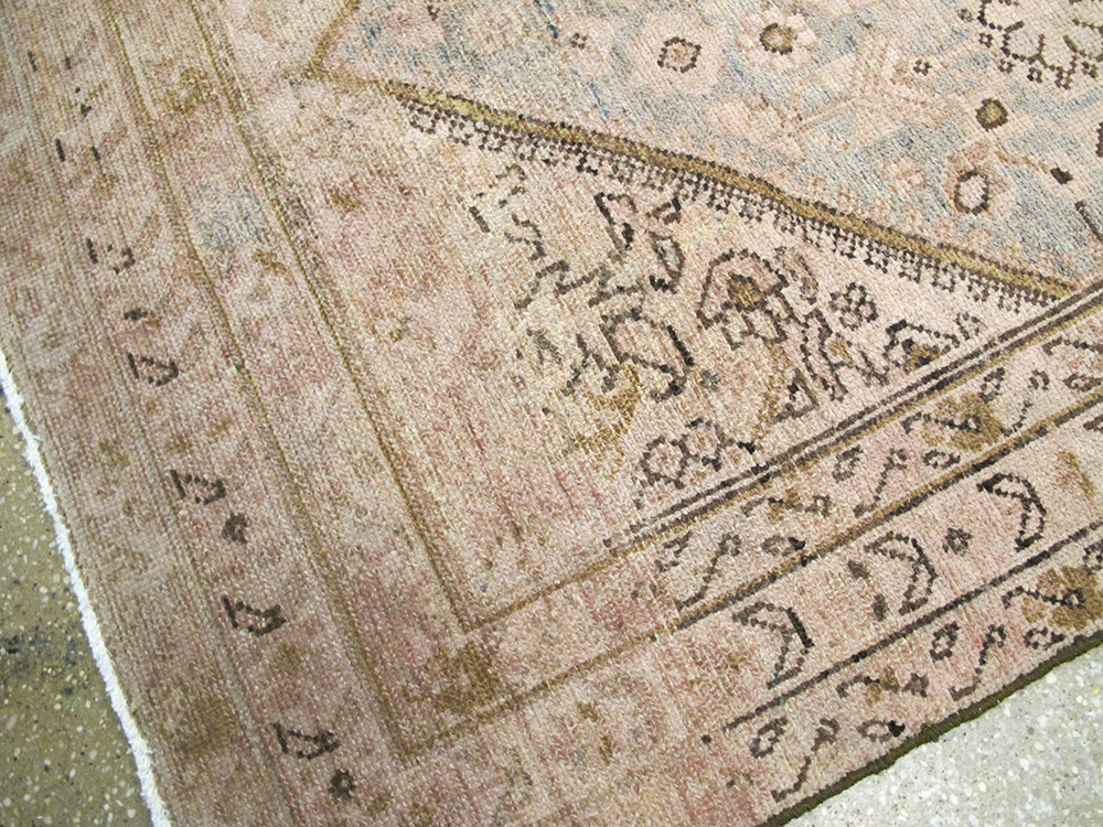 Vintage Persian Malayer Gallery Rug, No.21595 - Galerie Shabab