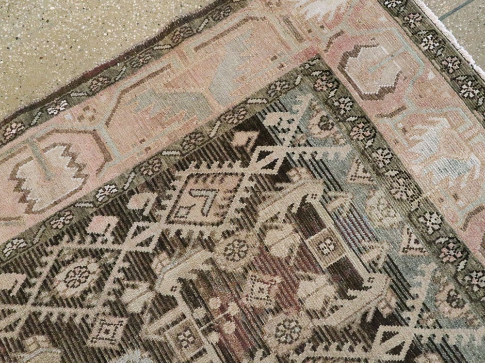 Vintage Persian Malayer Wide Gallery Runner, No.21602 - Galerie Shabab