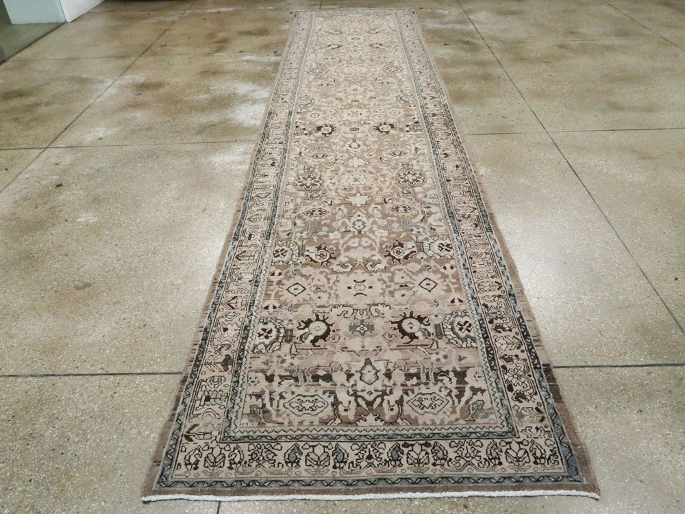 Vintage Persian Malayer Runner, No.21606 - Galerie Shabab