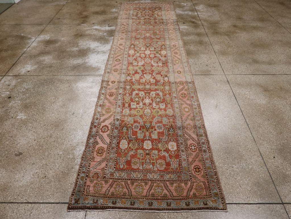 Vintage Persian Kurdish Runner, No.21610 - Galerie Shabab