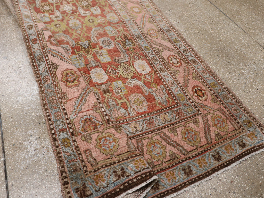 Vintage Persian Kurdish Runner, No.21610 - Galerie Shabab