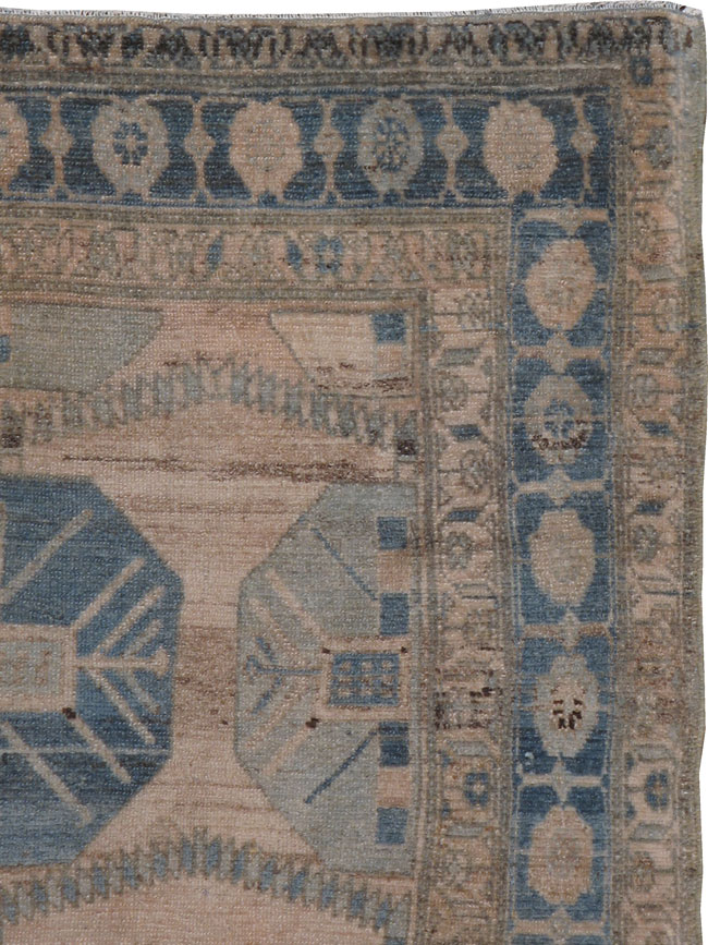 Antique Kurdish Rug, No.21616 - Galerie Shabab