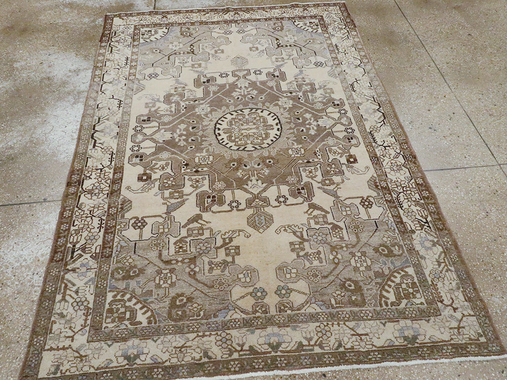 Vintage Persian Malayer Rug, No.21619 - Galerie Shabab