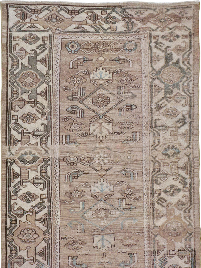 Vintage Persian Malayer Runner, No.21633 - Galerie Shabab