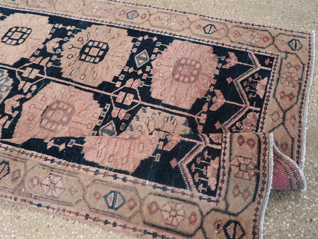 Vintage Persian Malayer Rug, No.21634 - Galerie Shabab