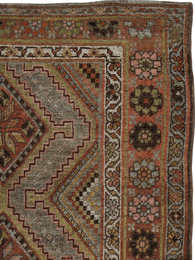 Antique Kurdish Rug, No.21637 - Galerie Shabab