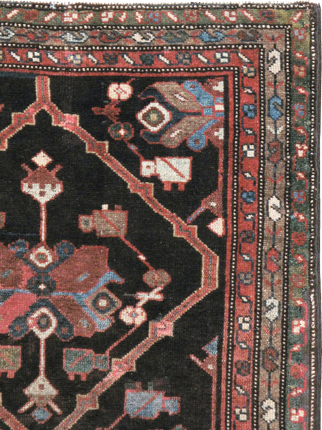 Antique Persian Kurdish Rug, No.21638 - Galerie Shabab