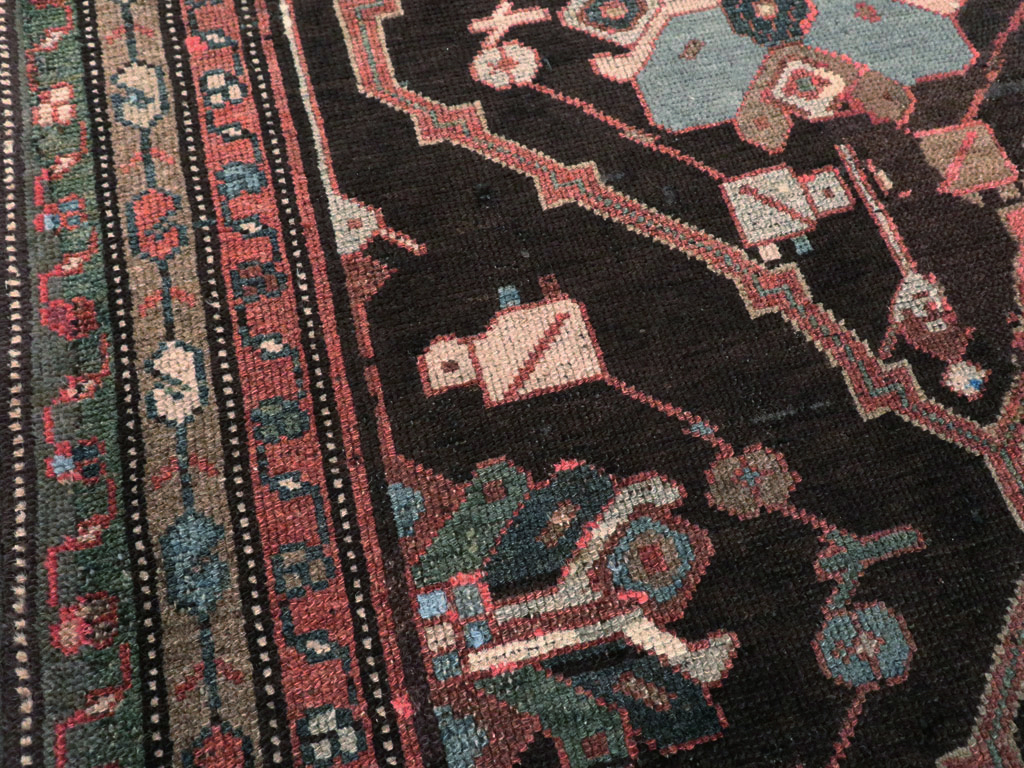 Antique Persian Kurdish Rug, No.21638 - Galerie Shabab