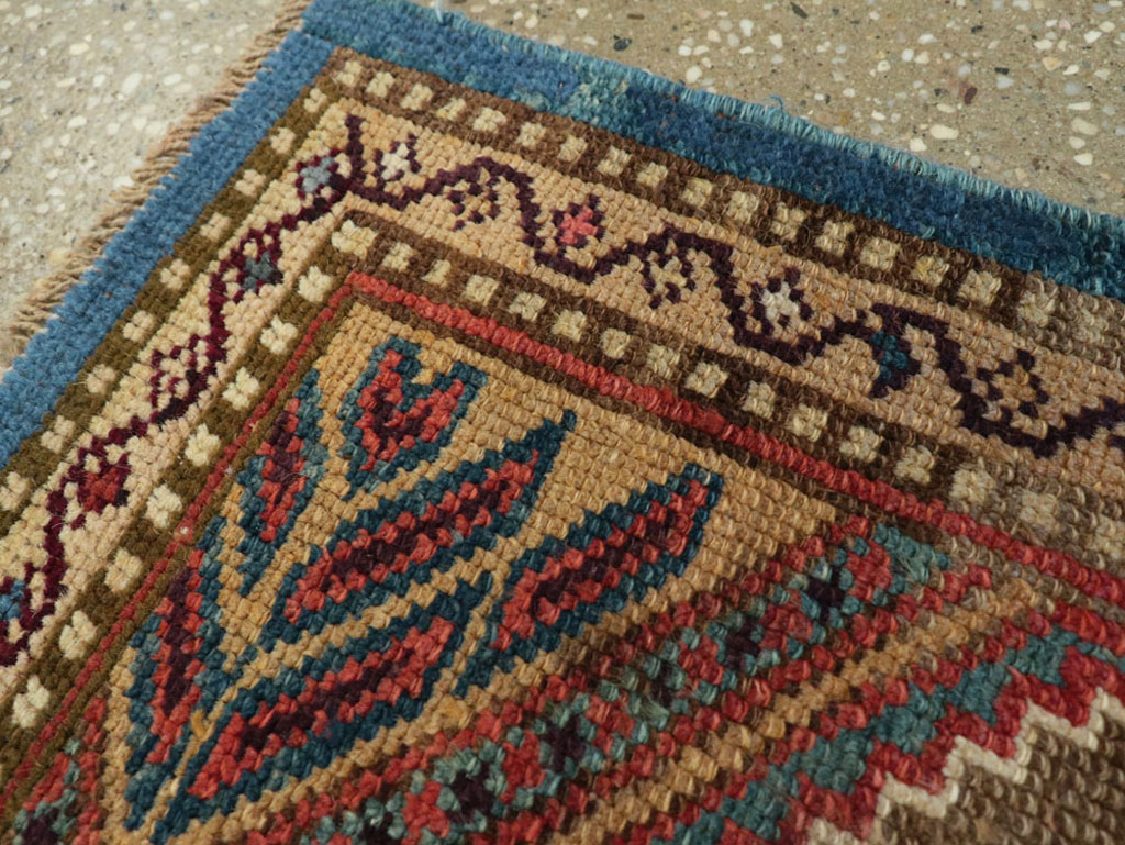 Antique Persian Malayer Rug, No.21640 - Galerie Shabab
